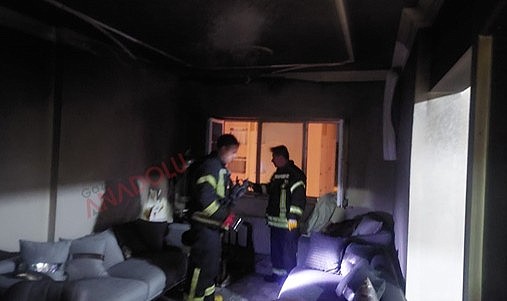 11 katlı binada yangın çıktı