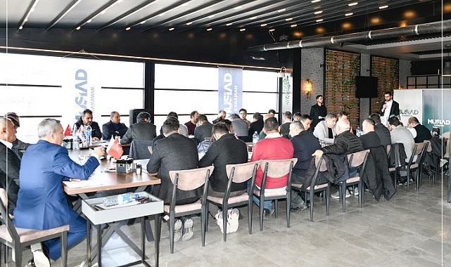 Dost meclisi kahvaltıda…