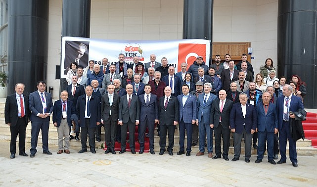 "Gazeteciyim" diyen mesleğe başlıyor!