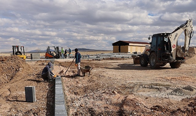 Geri dönüşüm parkında çalışmalar sürüyor