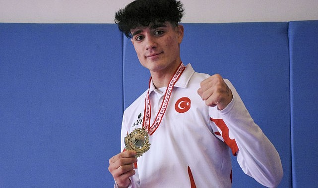 Gözünü dünya şampiyonluğuna dikti