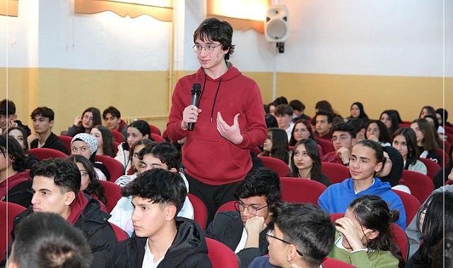 Her şey bir genci kazanmakla başlar…