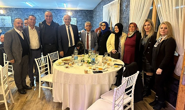 İzmir’deki Karamanlılar Arabaşı’da buluştu