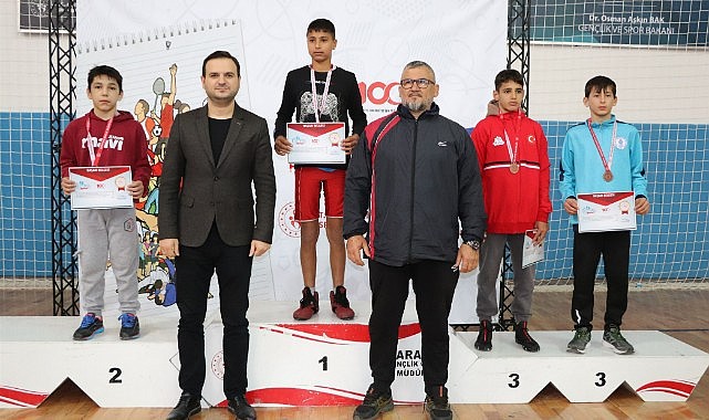 Madalyalar sahiplerini buldu