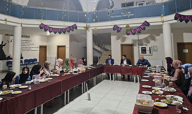 Kaymakam Erdoğan Hafız öğrencilerle iftarda buluştu