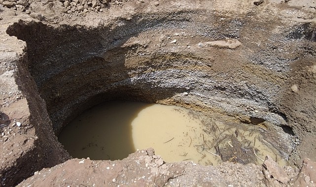 Eş zamanlı 15 obruk oluştu