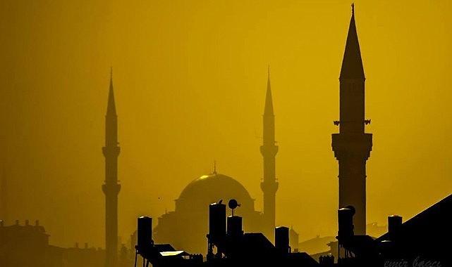 Karamanlılar son teravihte buluştu…