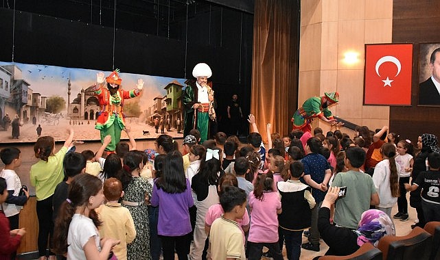 Öğrenciler Hacivat Karagöz ve Nasrettin Hoca ile tanıştı