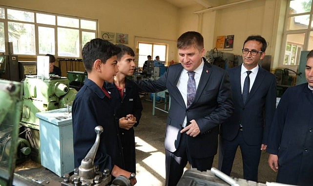 &quot;Türkiye&#039;nin Geleceği Mesleki Eğitimde&quot;