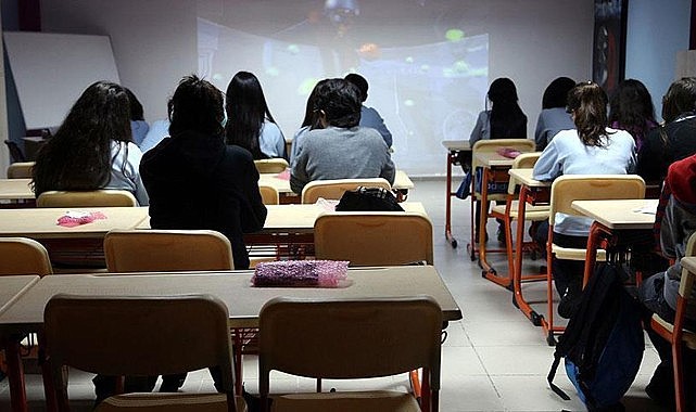 Türkiye&#039;nin kalkınma projeleri yeni müfredatta