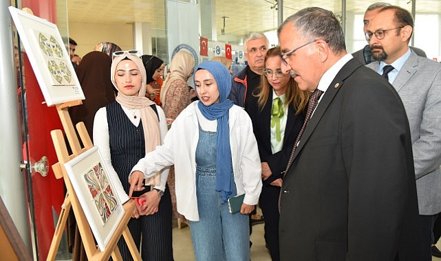 KMÜ’de mezuniyet sergisi açıldı