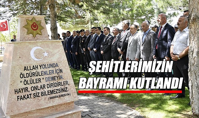 Karaman&#039;daki şehitlerimizin bayramı kutlandı
