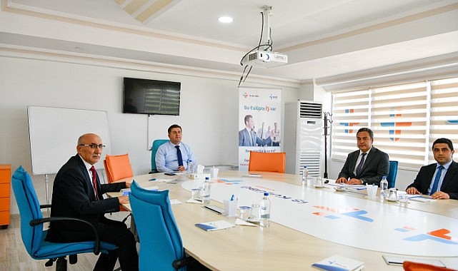 Vali Sarıibrahim o kurumdan gerekli bilgileri aldı