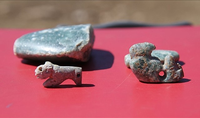 10 bin yıllık  süs eşyaları