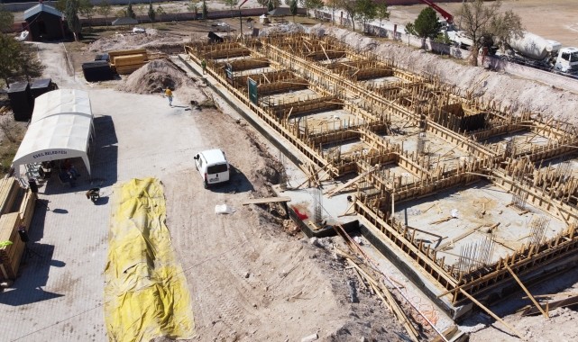 Aksaray&#039;da Kur&#039;an kursu açıldı, ilkokulun temeli atıldı