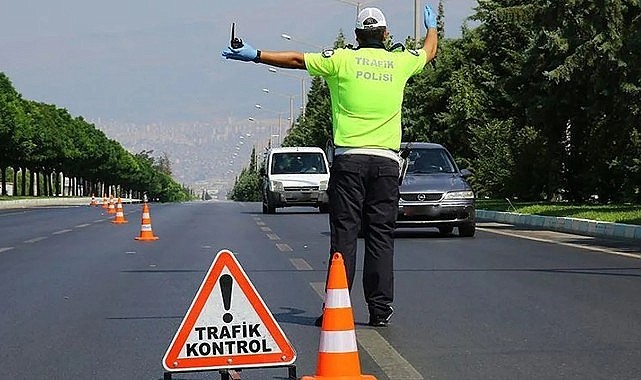 Ankara&#039;da polisin &quot;dur&quot; ihtarına uymayan şüpheli etkisiz hale getirildi