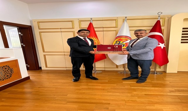 ÇAKÜ&#039;den Kırgızistan-Türkiye Manas Üniversitesine iş birliği ziyareti