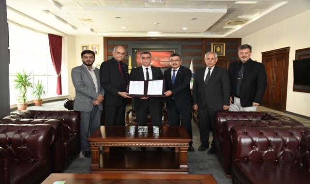 KAEÜ ve Pakistan'ın üniversiteleri arasında iş birliği anlaşmaları imzalandı