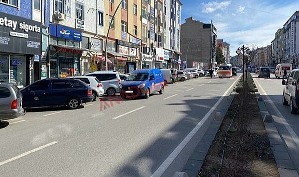 Karaman&#039;da araç sayısı da trafik de artıyor