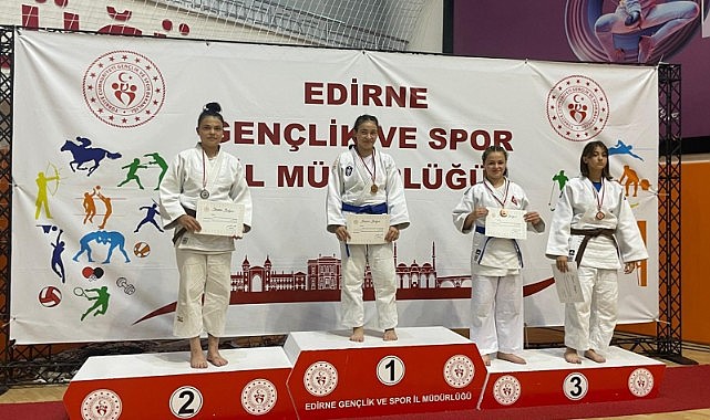 Karaman takımı Edirne&#039;den zaferle döndü