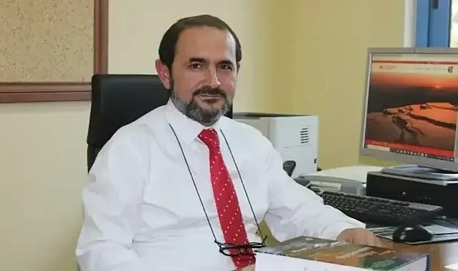 Karamanlı Profesör rektör oldu