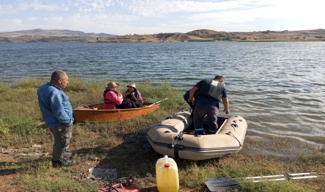 Kırıkkale&#039;de baraj gölünde mahsur kalan 2 kişi kurtarıldı
