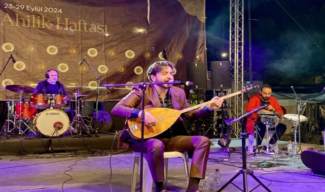 Kırşehir&#039;de Ahilik Haftası kapsamında halk konseri düzenlendi