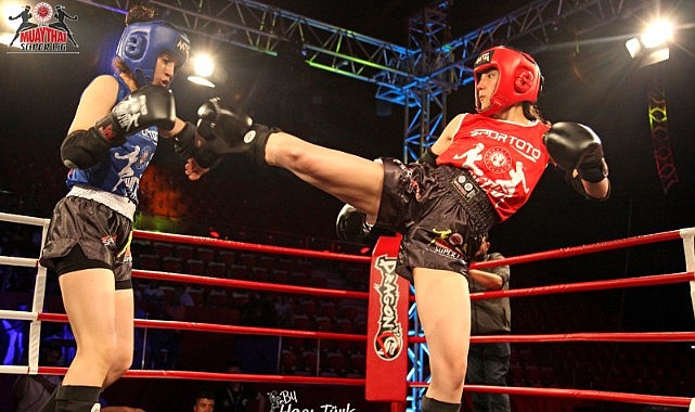Muaythai heyecanı Sarıveliler&#039;de