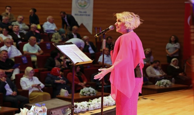 Talas&#039;ta Karadut Türk Sanat Müziği konseri verildi