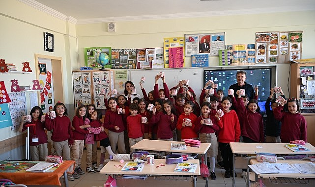 Başkan Oğuz&#039;dan Miniklere &#039;Gazetecilik&#039; dersi