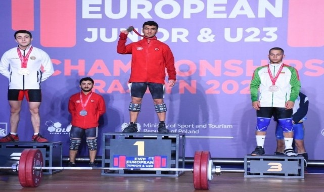 Çankırılı halterci Ramazan Efe Yılmaz, Avrupa şampiyonasında altın madalya kazandı