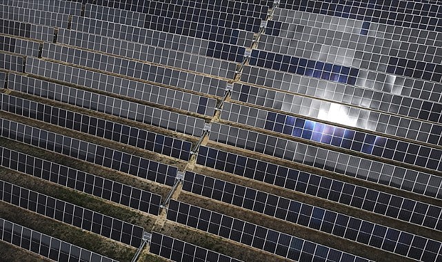 Dünya elektrik talebinin yarısı yenilenebilir enerjiden karşılanacak