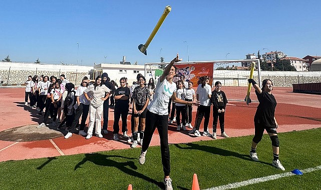 Gönüllerince eğlendiler