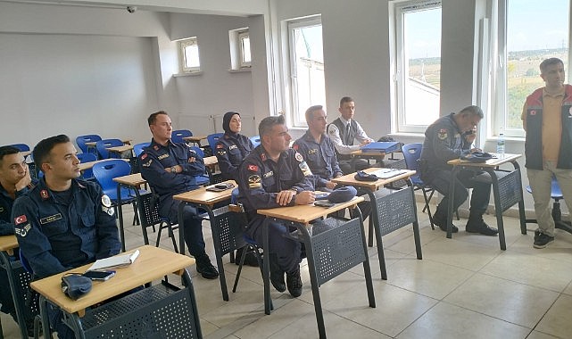 Karaman&#039;da jandarma personeline eğitim verildi
