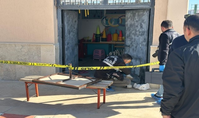 Karaman&#039;da lise öğrencisi okulda arkadaşını silahla öldürdü