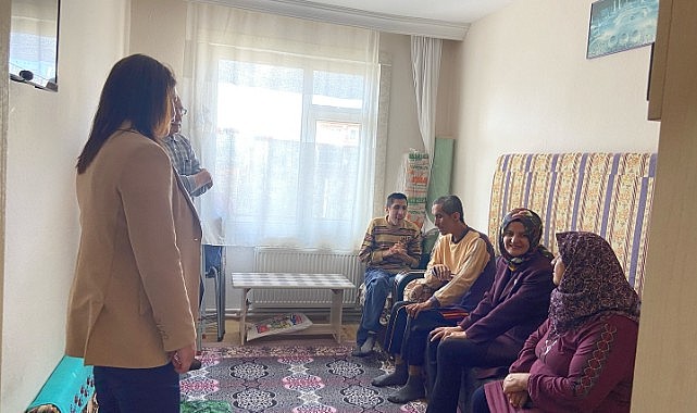 Karaman&#039;daki evde bakım hizmeti hastasını mutlu etti