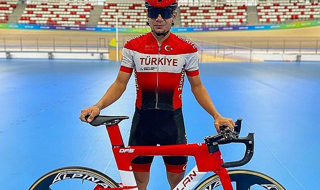 Karamanlı bisikletçiye milli görev