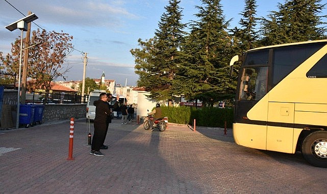 Karamanlı gençler TEKNOFEST&#039;te hayallerine kanat çırpıyor