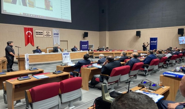 Konya'da 5,5 büyüklüğünde deprem senaryosuyla tatbikat yapıldı