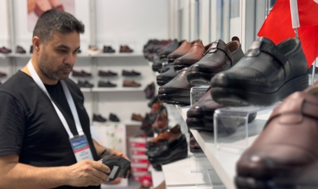 Konya&#039;daki ayakkabı fuarında 30 milyon dolarlık ihracat anlaşması yapıldı