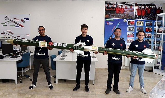 Tasarladıkları roket üniversitelilere TEKNOFEST&#039;te ödül getirdi