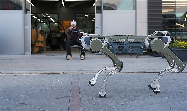 Türk savunma sanayisinin yeni araçları robotlarla SAHA&#039;ya çıkıyor