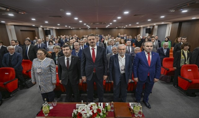 &quot;Vakıf Geleneği ve Ankara Vakıfları Bilgi Şöleni&quot; başladı