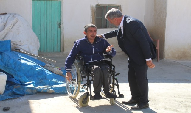 Yunak Belediye Başkanı Subhan Günaltay, engelle kardeşleri ziyaret etti