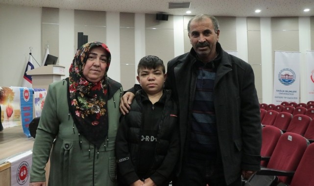 Babasının böbreğiyle yaşama tutunan Tolga Can&#039;dan organ bağışı çağrısı: