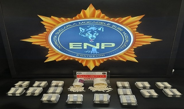 Eskişehir&#039;de uyuşturucu operasyonunda yakalanan 3 zanlı tutuklandı