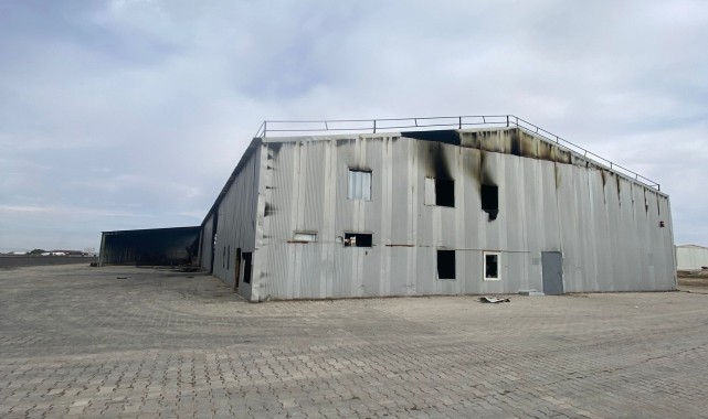 GÜNCELLEME 2 - Kayseri&#039;de mantar üretim tesisinde çıkan yangın söndürüldü