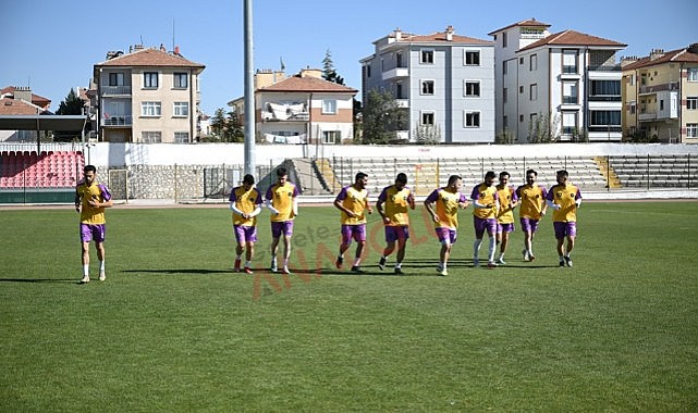 Karaman&#039;da amatör maçlara kar engeli