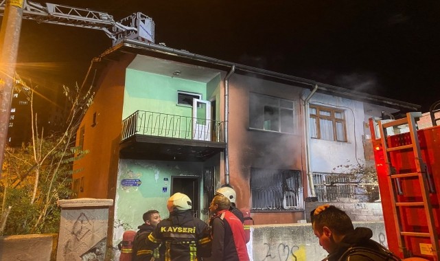 Kayseri&#039;de müstakil evde çıkan yangın söndürüldü
