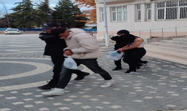 Konya&#039;da uyuşturucu operasyonunda yakalanan 4 kişi tutuklandı